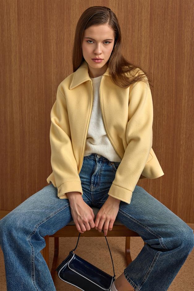 Fermuar Kapamalı Oversize Kısa Kaban SARI 3157