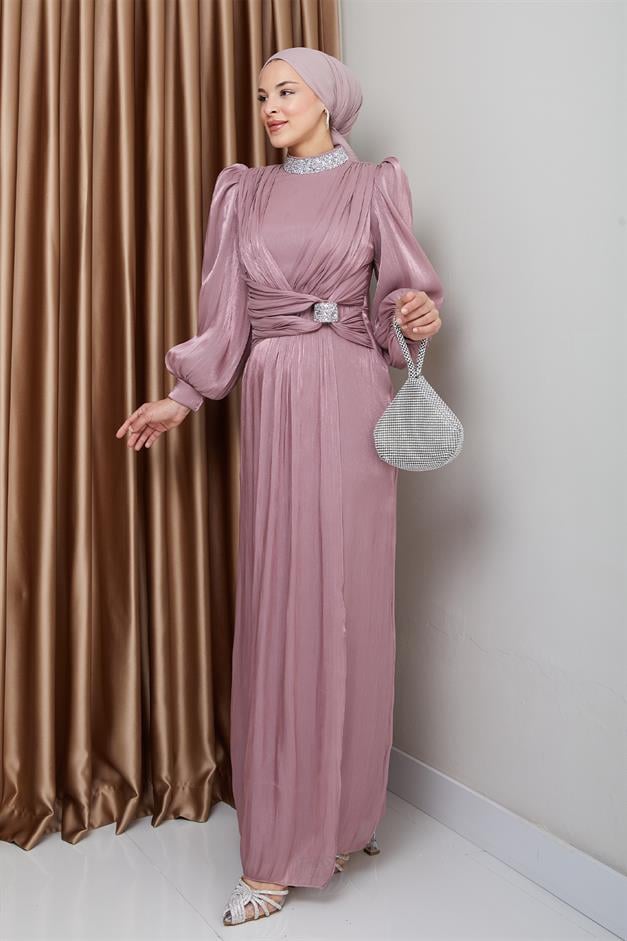 فستان سهرة حرير من يوريو مع فيونكة وياقة حجرية وَردَة 1236