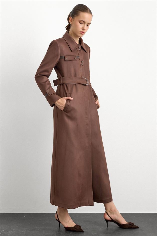 Gömlek Yaka Çıt Çıt ve Deri Detaylı Gabardin Süet Pardesü KAHVE 6799