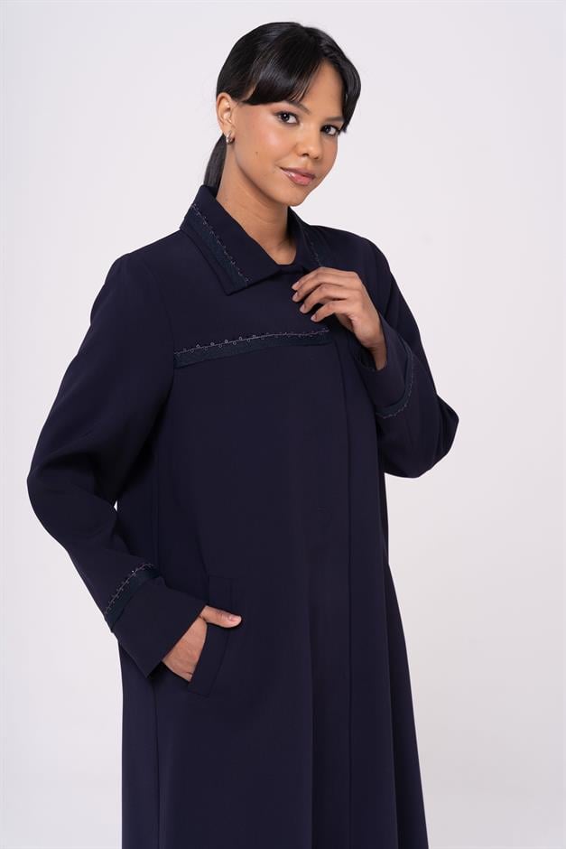 Gömlek Yaka Organze ve İşleme Detaylı Büyük Beden Astarlı Pardesü LACİVERT 6546