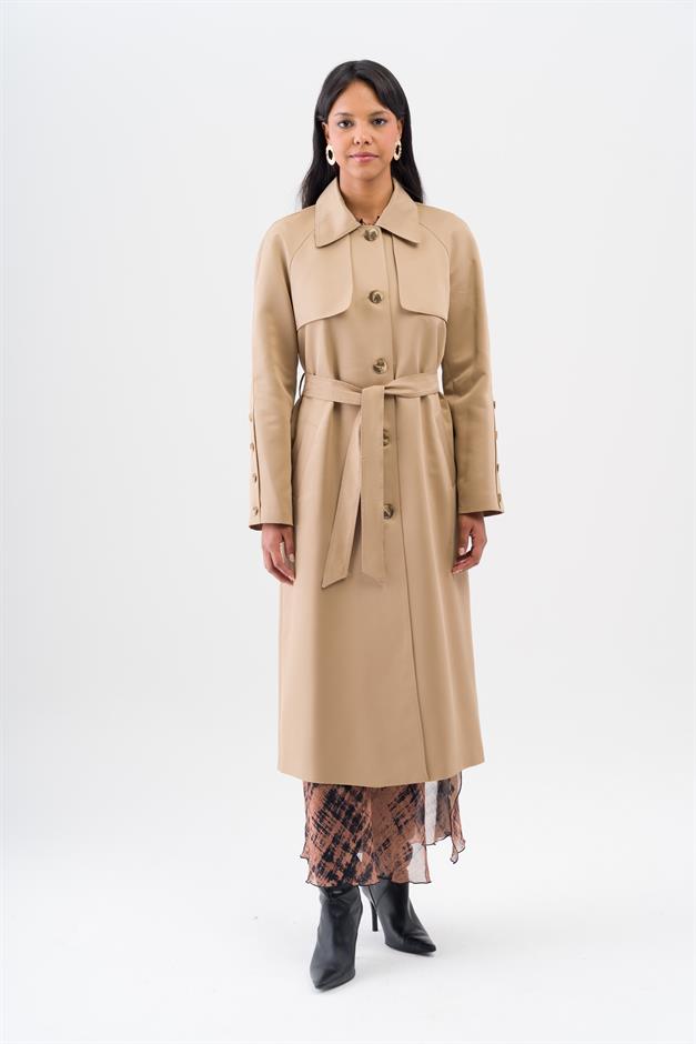 Gömlek Yaka Pelerin Detaylı Reglan Kol Su İtici Özellikli Astarlı Ara Boy Trençkot KAMEL 6530