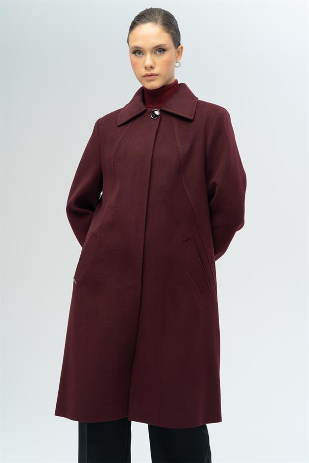 معطف بمقاس كبير مع ياقة قميص وتفاصيل منقطة أ. دامسون 3117