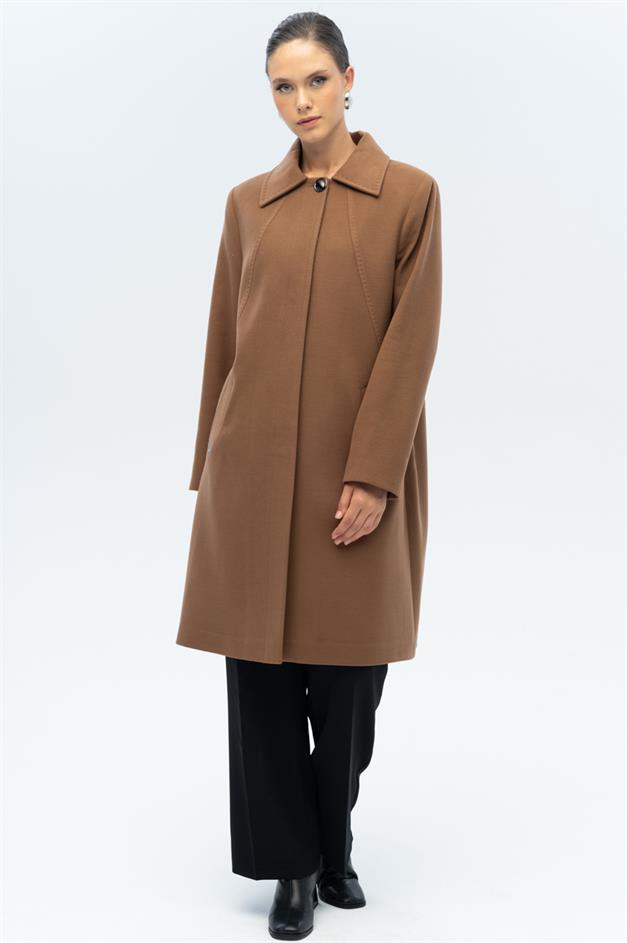 معطف بمقاس كبير مع ياقة قميص وتفاصيل منقطة التبغ 3117