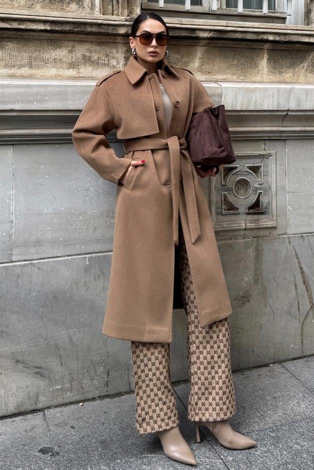 Premium Coat with Shirt Collar Point Stitch Detail K. KAMEL 3125