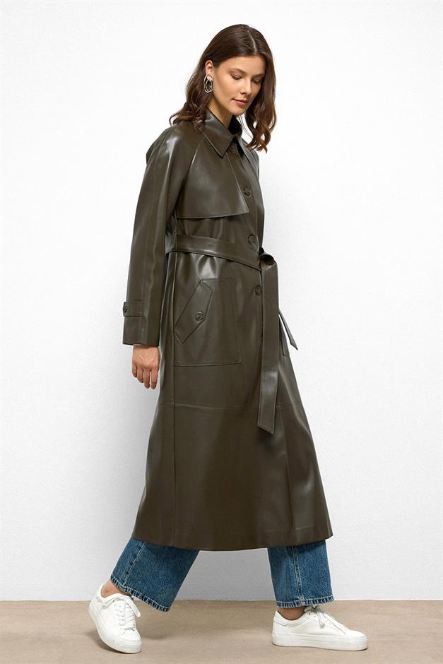 Shirt Collar Raglan Sleeve Cape and Bag Pocket Detailed Leather Trench Coat DRAB 6760