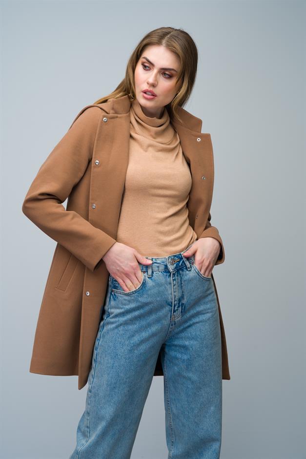 Removable Hooded Coat with a Standing Collar CAMEL 3003