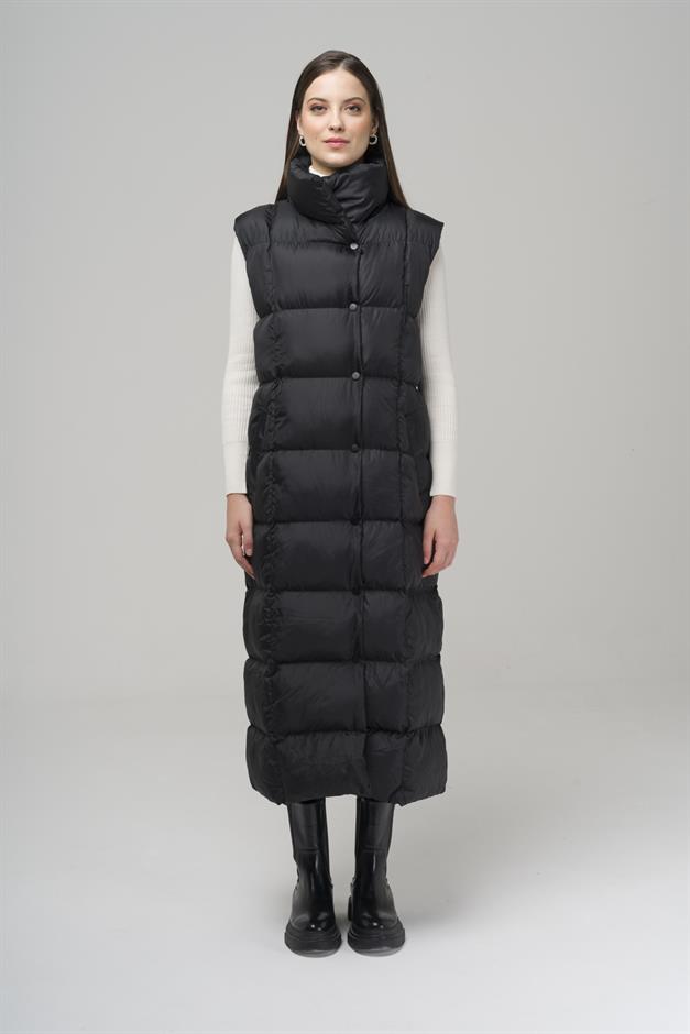 Long Puffer Vest with Judge Collar and Snap Closure BLACK 8229