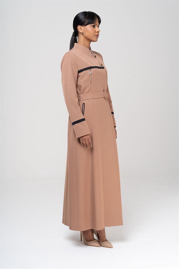 Hakim Yaka Garnili Punto ve Aksesuar Detaylı Astarlı Pardesü KAMEL 6550