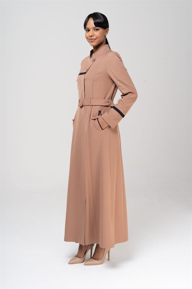 Hakim Yaka Garnili Punto ve Aksesuar Detaylı Astarlı Pardesü KAMEL 6550