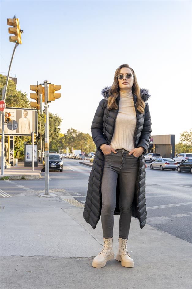 Kapşonu Çıkabilen Kürklü Uzun Şişme Kap SİYAH 6139