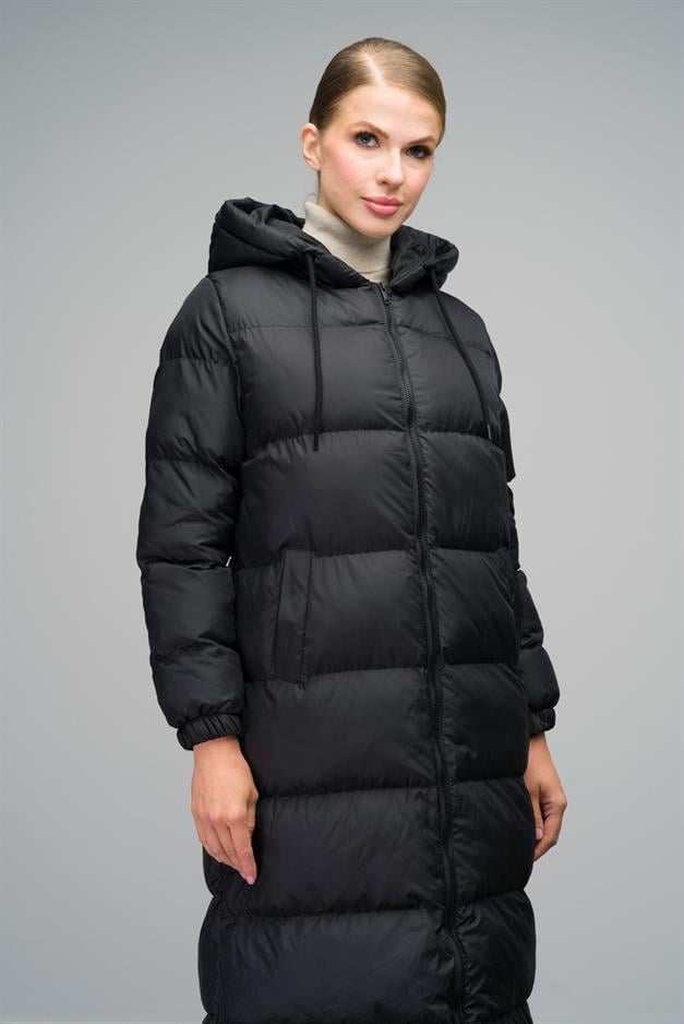 Zippered Long Puffer Jacket with Hooded Detail BLACK 6668