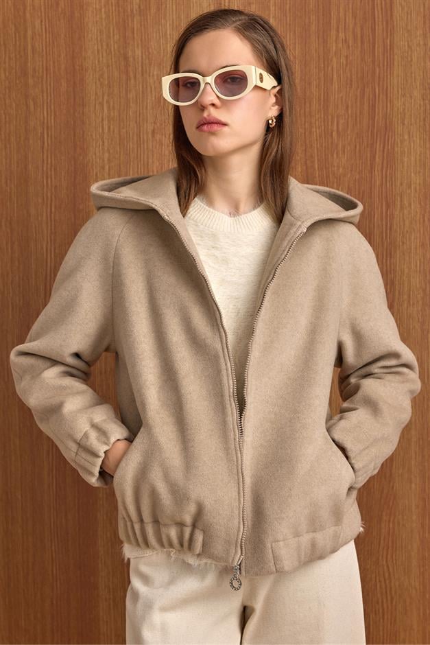 Kapüşonlu Beli Lastikli Oversize Kısa Kaban TAŞ 3162