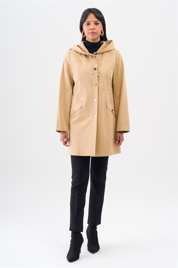Kapüşonlu Çıt Çıt Kapamalı Arkası Büzgülü Su İtici Özellikli Trençkot KAMEL 6533
