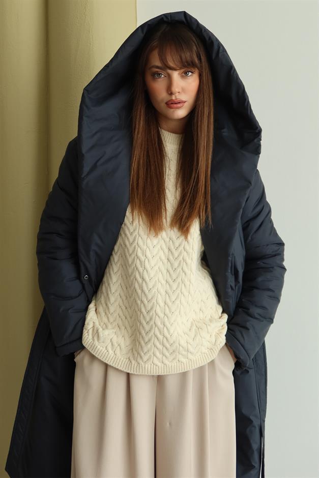 Kapüşonlu Çıt Çıt Kapamalı Elyaflı Uzun Mont LACİVERT 6815