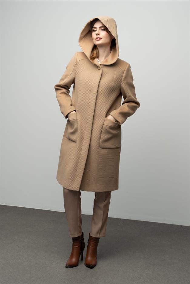 معطف غارني بغطاء رأس ونقشة رقاقة مفصلة كامل 3022