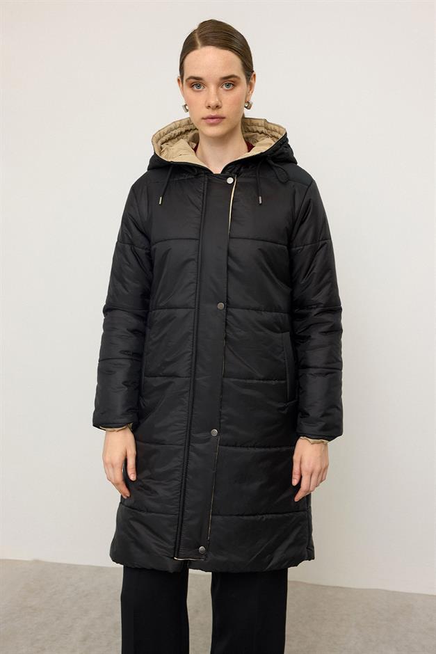 معطف غارني مبطن بغطاء للرأس ومفصل أسود 6782