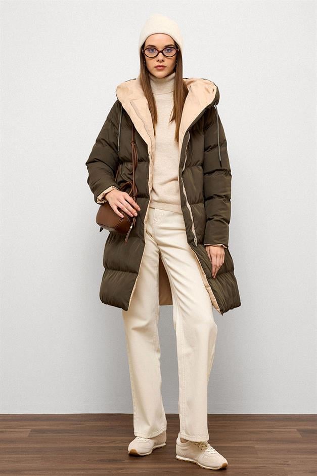 سترة منفوخة بغطاء رأس بلونين على الوجهين حجر الكاكي 5371