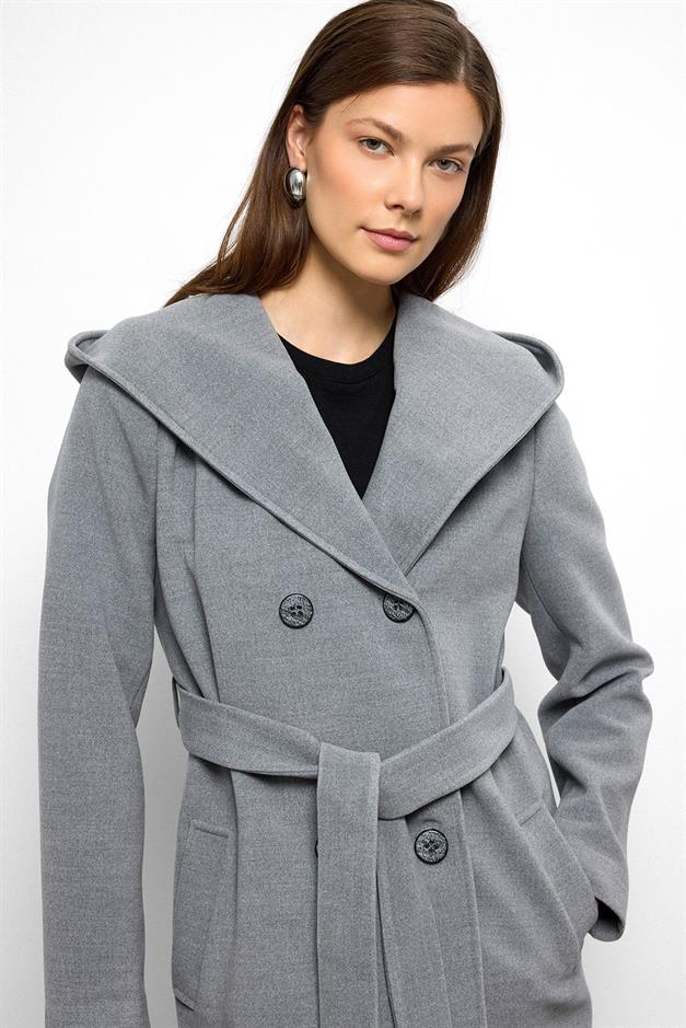 معطف قصير مزدوج الصدر بغطاء للرأس رمادي 3103