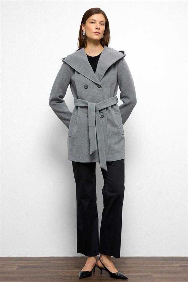 معطف قصير مزدوج الصدر بغطاء للرأس رمادي 3103