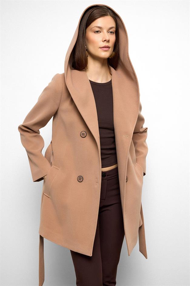 معطف قصير مزدوج الصدر بغطاء للرأس كامل 3103