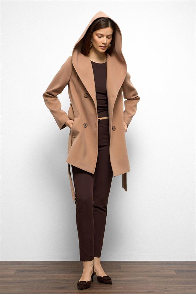 معطف قصير مزدوج الصدر بغطاء للرأس كامل 3103