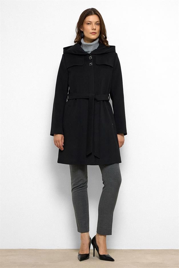 معطف بغطاء رأس وتفاصيل عباءة أسود 3109