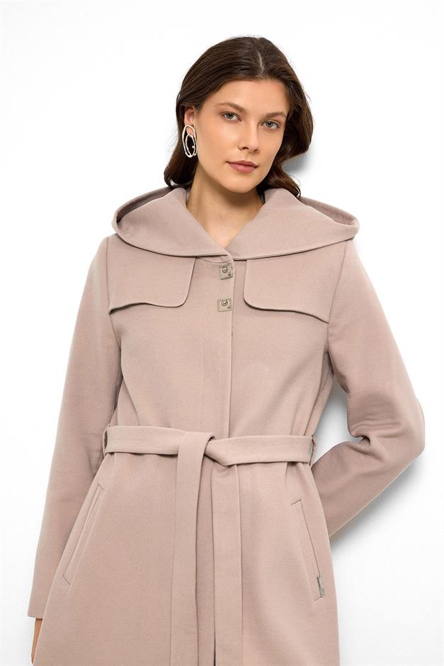 معطف بغطاء رأس وتفاصيل عباءة حجر 3109