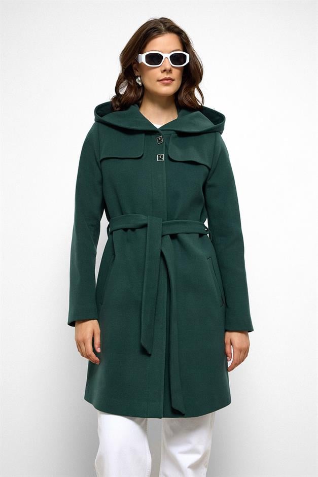 معطف بغطاء رأس وتفاصيل عباءة أخضر 3109