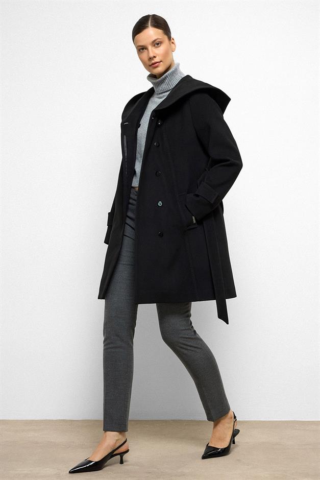 معطف بغطاء رأس مع تفاصيل غرزة منقطة أسود 3102