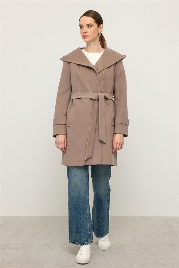 Hooded Coat with Punto Stitch Detail VIZON 3102