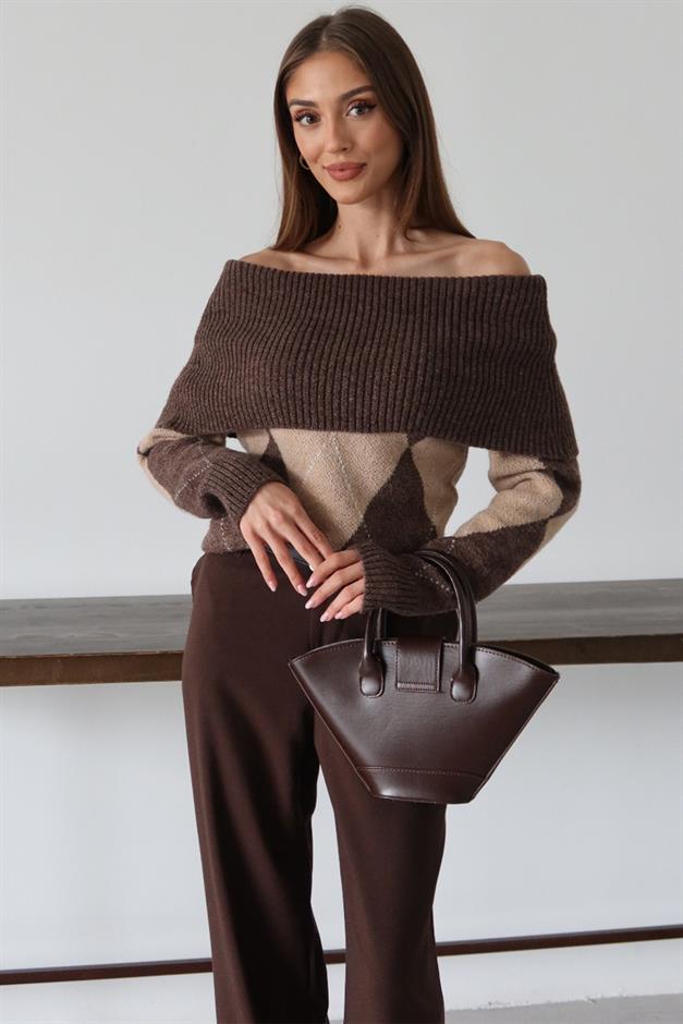 Kayık Yaka Baklava Desenli Soft Triko Kazak KAHVE 8282