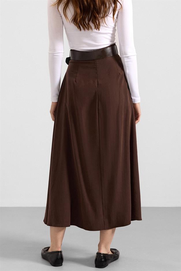 Kemer Detaylı Önden Yırtmaçlı Pileli Modal Etek KAHVE 7069