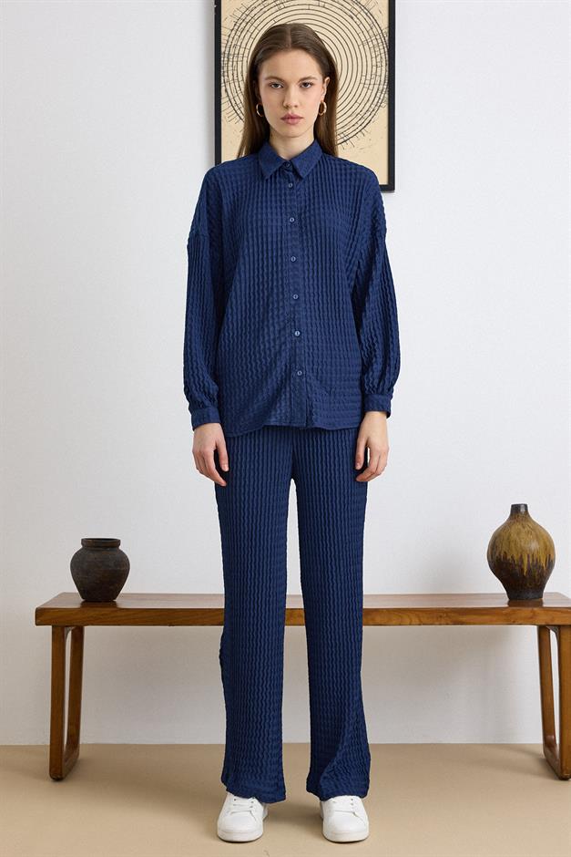 Kendinden Desenli Gömlek Pantolon İkili Takım LACİVERT 9412-TK