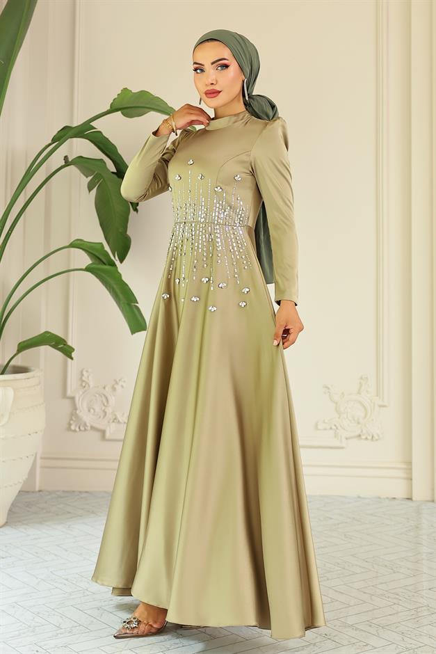 فستان سهرة ساتان محجبات بنقشة حجرية من الأمام زيت أخضر 1680