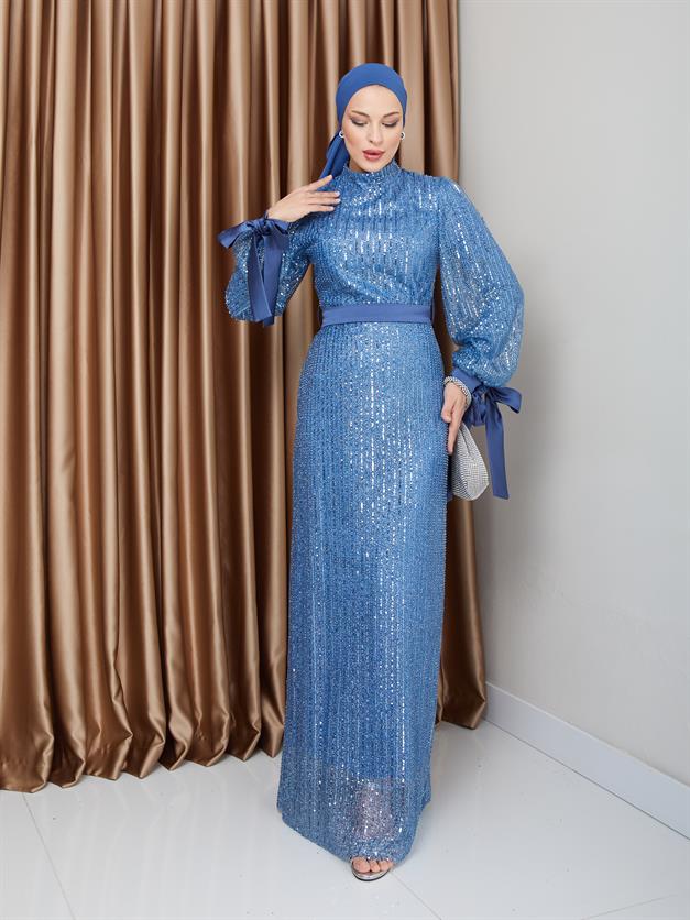 فستان سهرة حجابي مزين بالترتر مع تفاصيل فيونكة على فتحة الذراع أزرق 1222