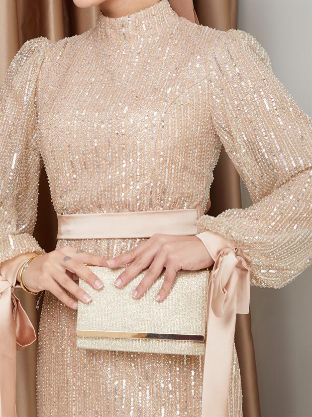 فستان سهرة حجابي مزين بالترتر مع تفاصيل فيونكة على فتحة الذراع يفعل 1222