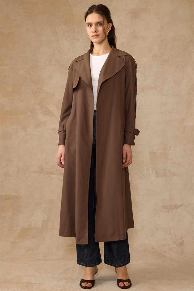 Kolları Metal Aksesuarlı Astarsız Soft Kumaş İnce Trençkot KAHVE 6842