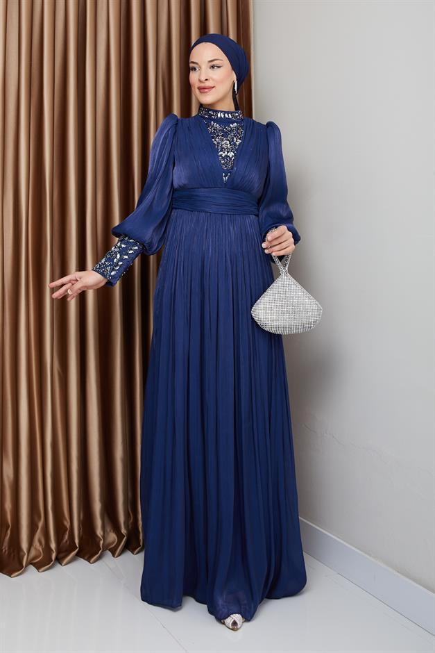 فستان سهرة حرير من يورغو للحجاب بأكمام وواجهة مزينة بالأحجار ك. نيلي 1239