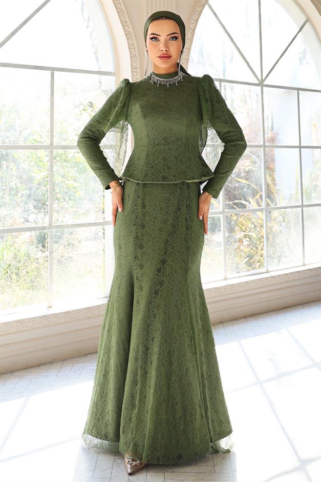 Kolye Detaylı Balık Model Dantel Tesettür Abiye Elbise HAKİ 1058