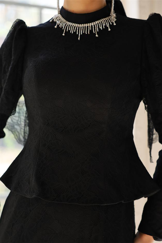 Kolye Detaylı Balık Model Dantel Tesettür Abiye Elbise SİYAH 1058