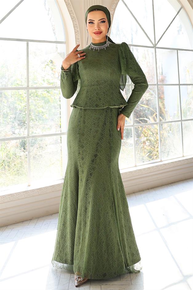 Kolye Detaylı Balık Model Dantel Tesettür Abiye Elbise HAKİ 1058