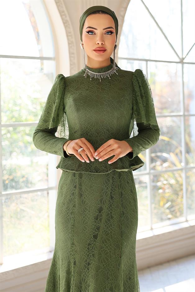 Kolye Detaylı Balık Model Dantel Tesettür Abiye Elbise HAKİ 1058