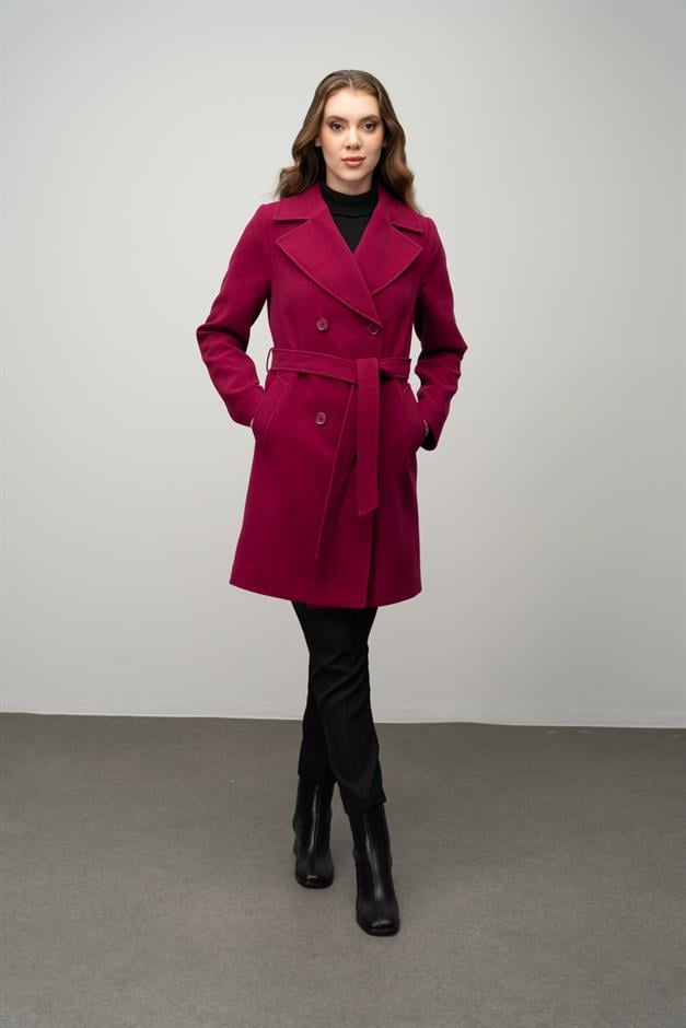 معطف مزدوج الصدر مربوط عند الخصر ضارب الى الحمرة 3058