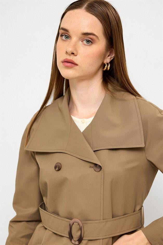 Double-Breasted Raglan Sleeve Water-Repellent Short Trench Coat VIZON 6762