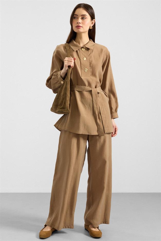 Metal Düğmeli Soft Kumaş Tunik Pantolon İkili Takım KAMEL 9397-TK