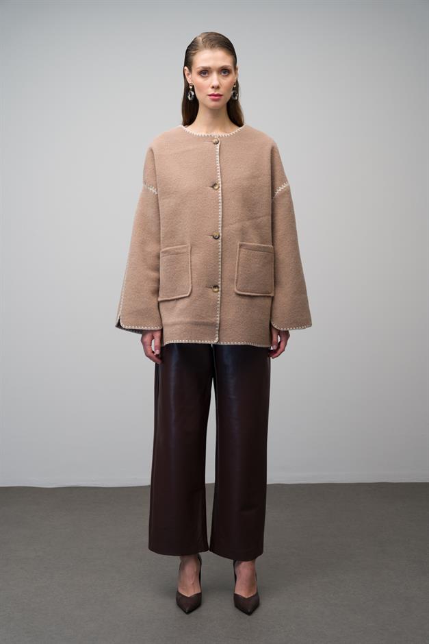 Unlined Casual Coat with Embroidered Detail and Pocket Pocket VIZON 3077