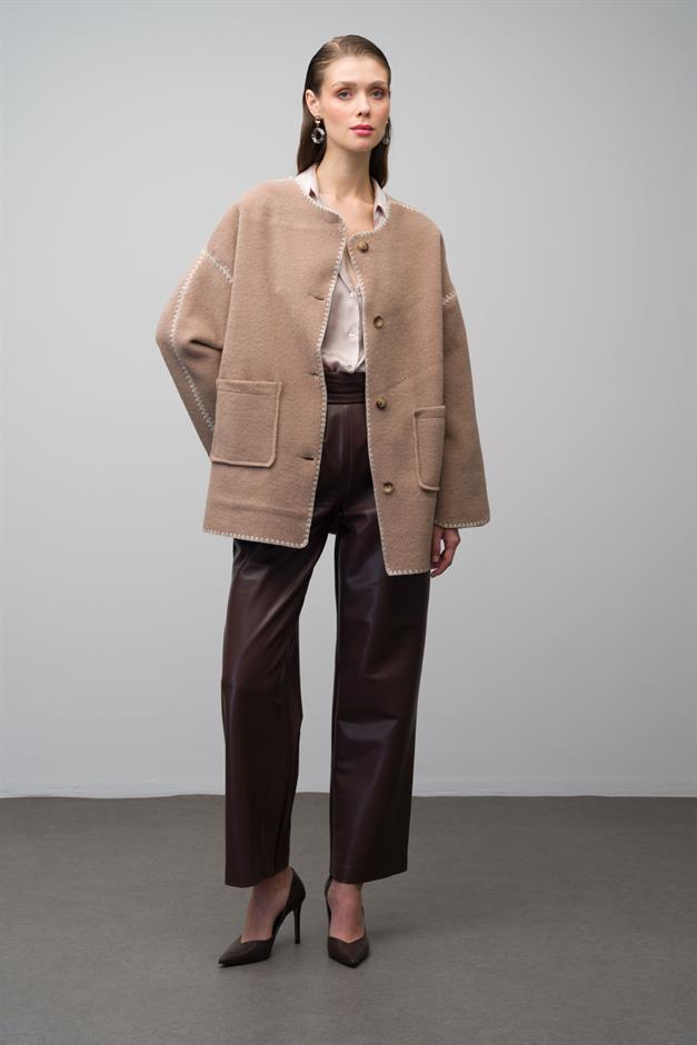 Unlined Casual Coat with Embroidered Detail and Pocket Pocket VIZON 3077