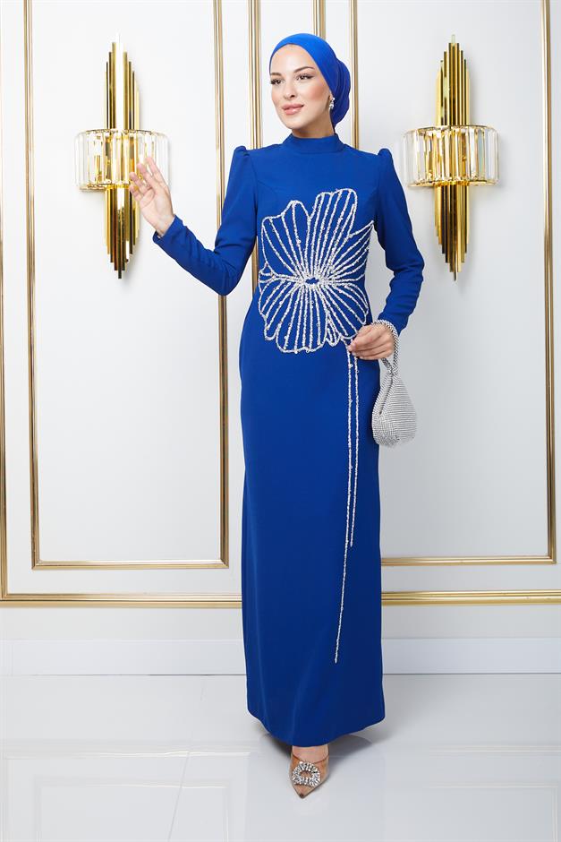 فستان سهرة من الكريب للحجاب بنقشة حجر وترتر على الجهة الأمامية ساكس 1672