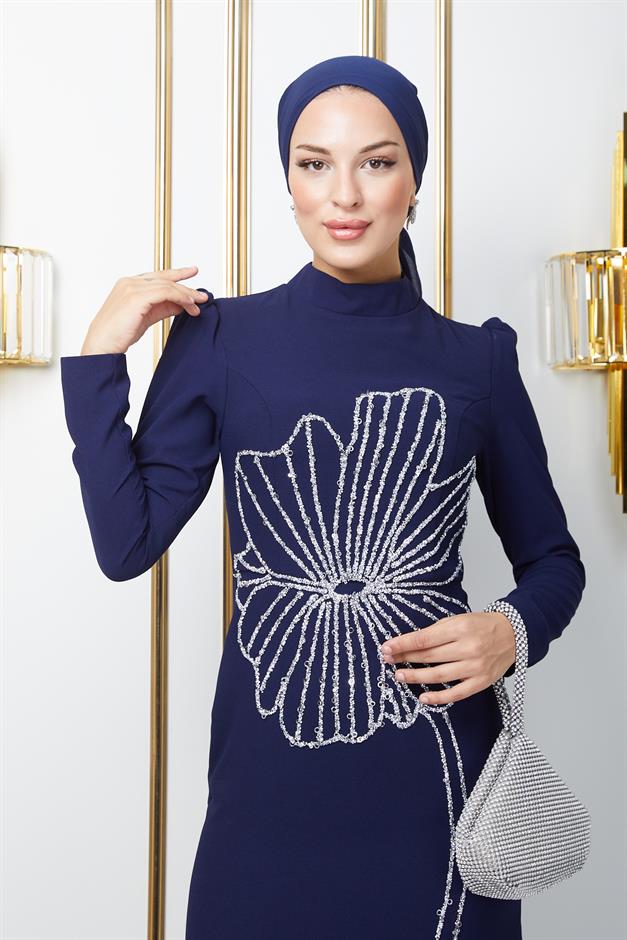 فستان سهرة من الكريب للحجاب بنقشة حجر وترتر على الجهة الأمامية الأزرق الداكن 1672