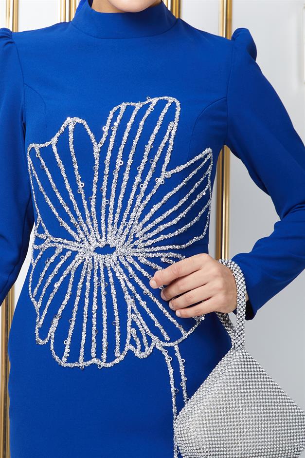 فستان سهرة من الكريب للحجاب بنقشة حجر وترتر على الجهة الأمامية ساكس 1672